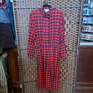 Elegant Red and Black Plaid Long Sleeve Dress